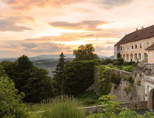 Burg Bernstein