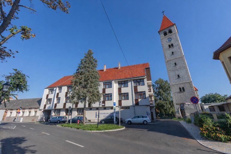 Harangtorony
